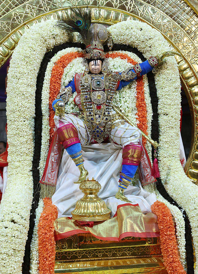 Chandraprabha Vahanam Navratri Brahmotsavam in Tirumala23