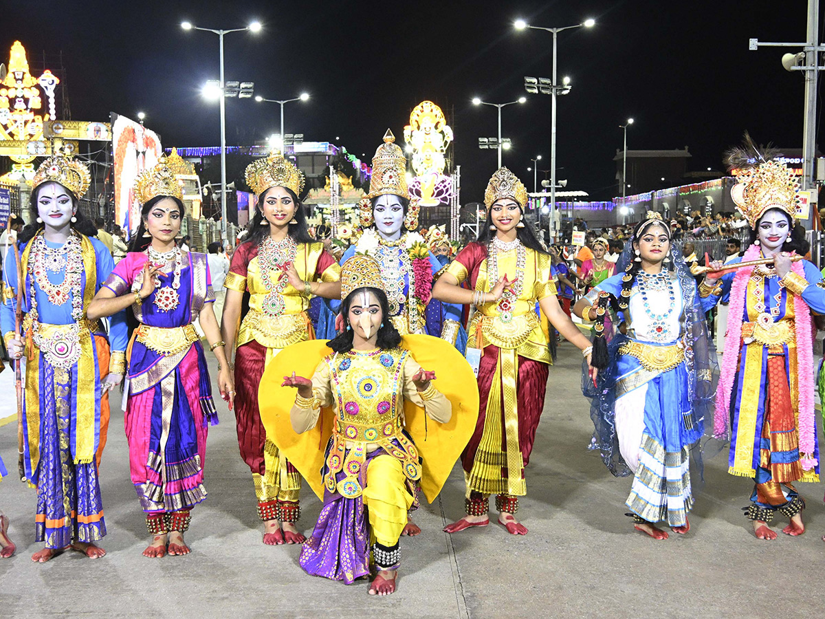 Chandraprabha Vahanam Navratri Brahmotsavam in Tirumala7