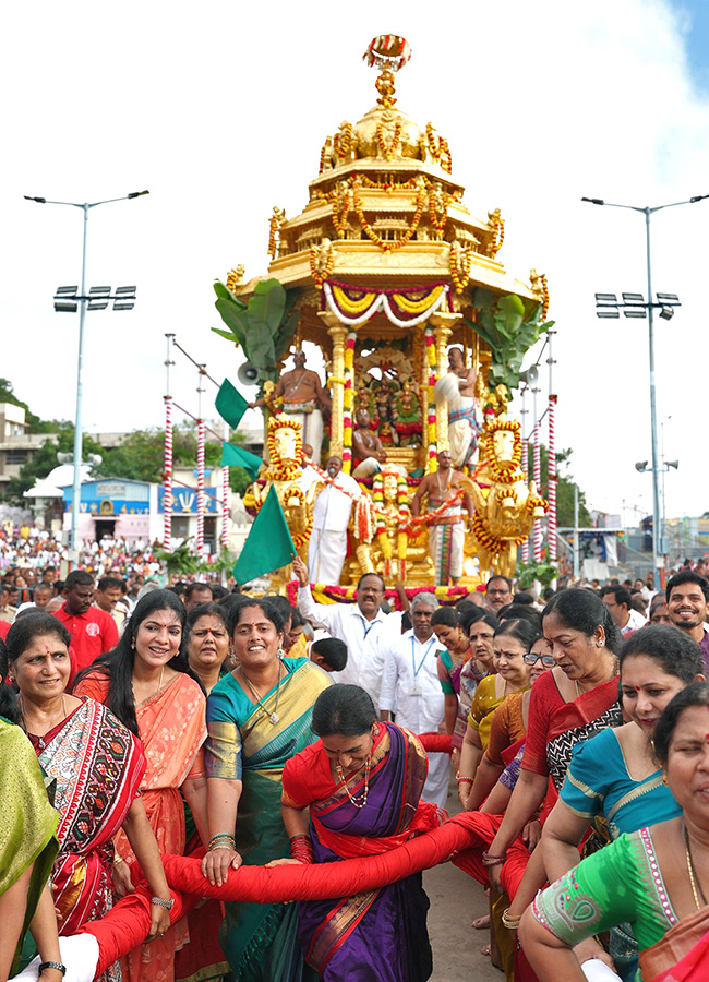 Navratri Brahmotsavam in Tirumala HD Photos13