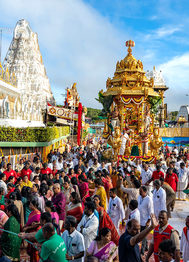 Navratri Brahmotsavam in Tirumala HD Photos16