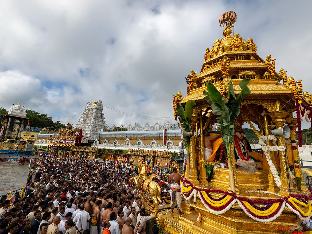 Navratri Brahmotsavam in Tirumala HD Photos7