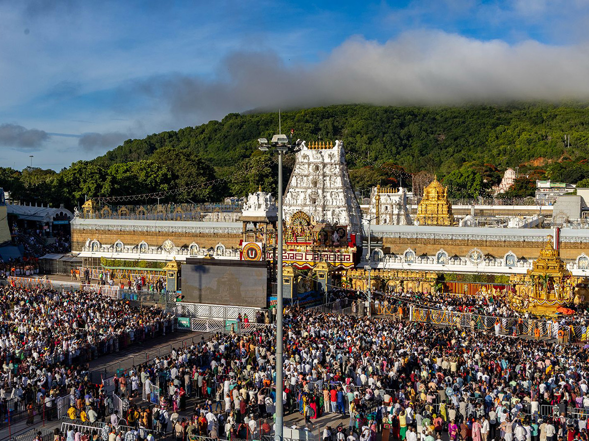 Navratri Brahmotsavam in Tirumala HD Photos9