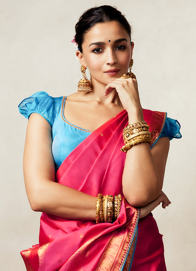 Alia Bhatt Navratri Special Photos 5