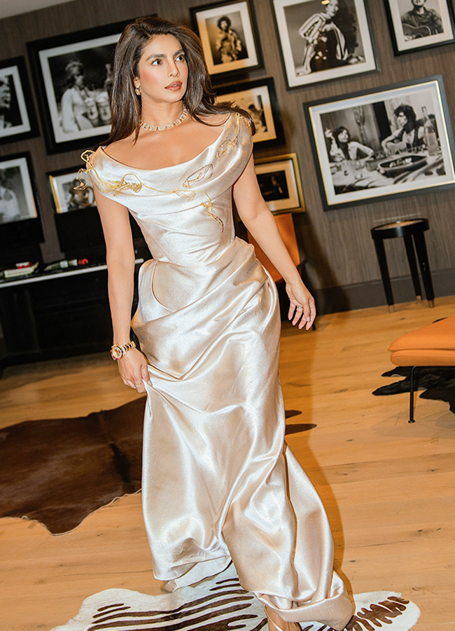 Priyanka Chopra Shines in Stunning Look4