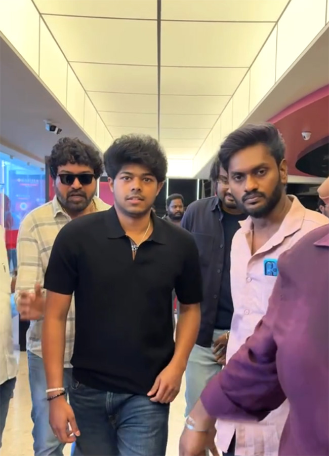 CM Vijay’s Wife Sangeetha Watches Son Jason Sanjay’s ‘Sigma’ Photos9