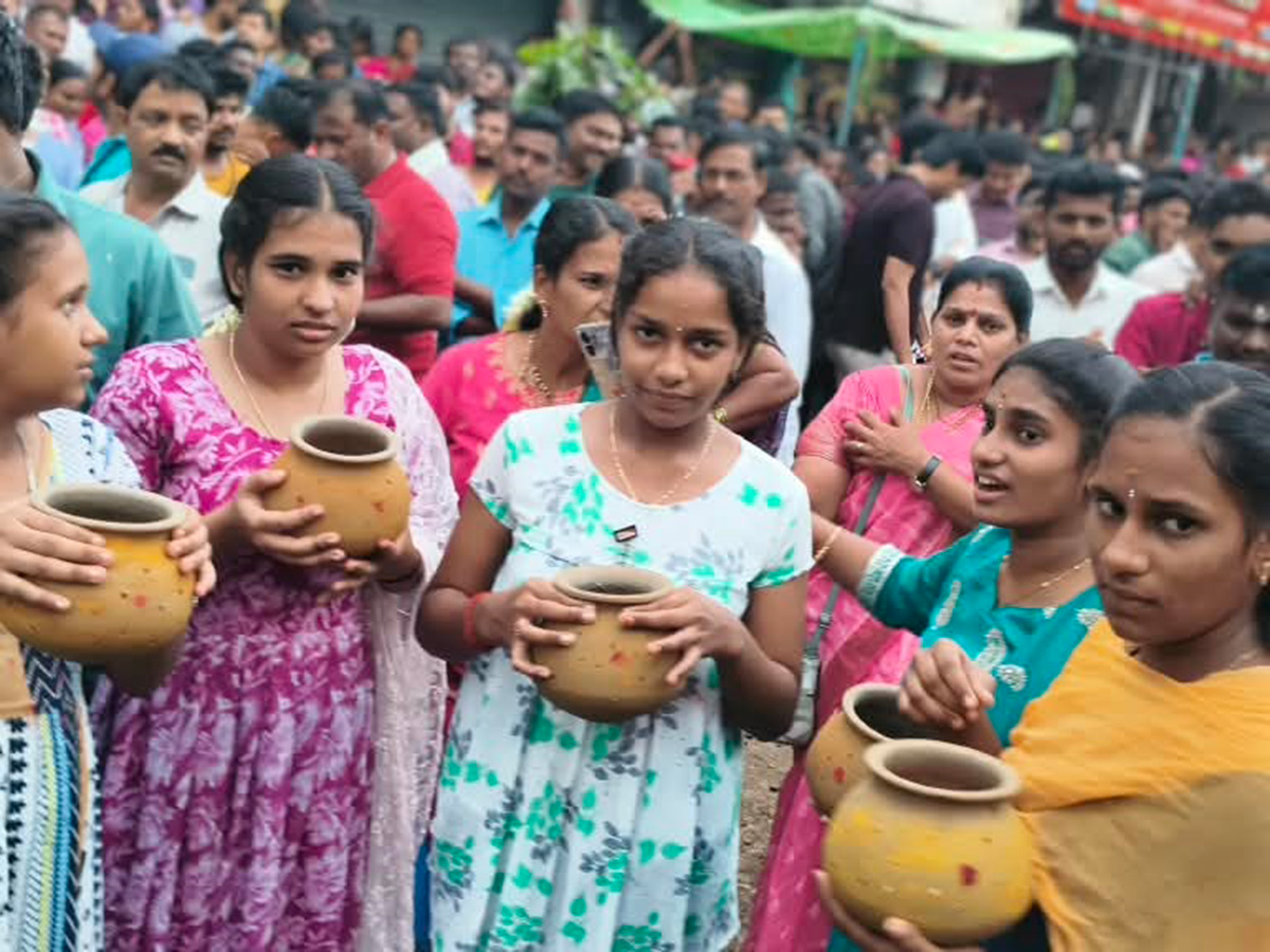Tirupati : Venkatagiri Poleramma Jatara Photos21