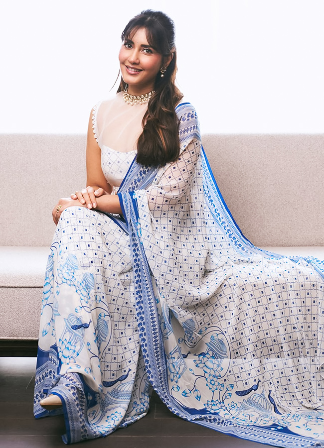 Raashii Khanna Gorgeous Looks9