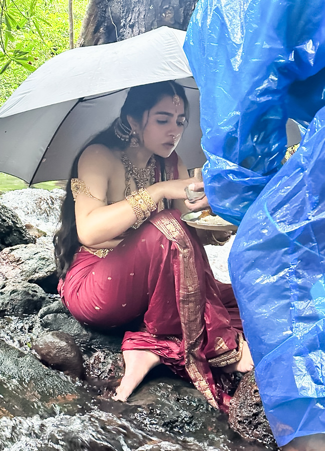 One Year of Kantara.. Rukmini Vasanth Pics8