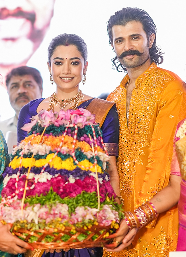 Vijay Rashmika Dasara Special Photos3