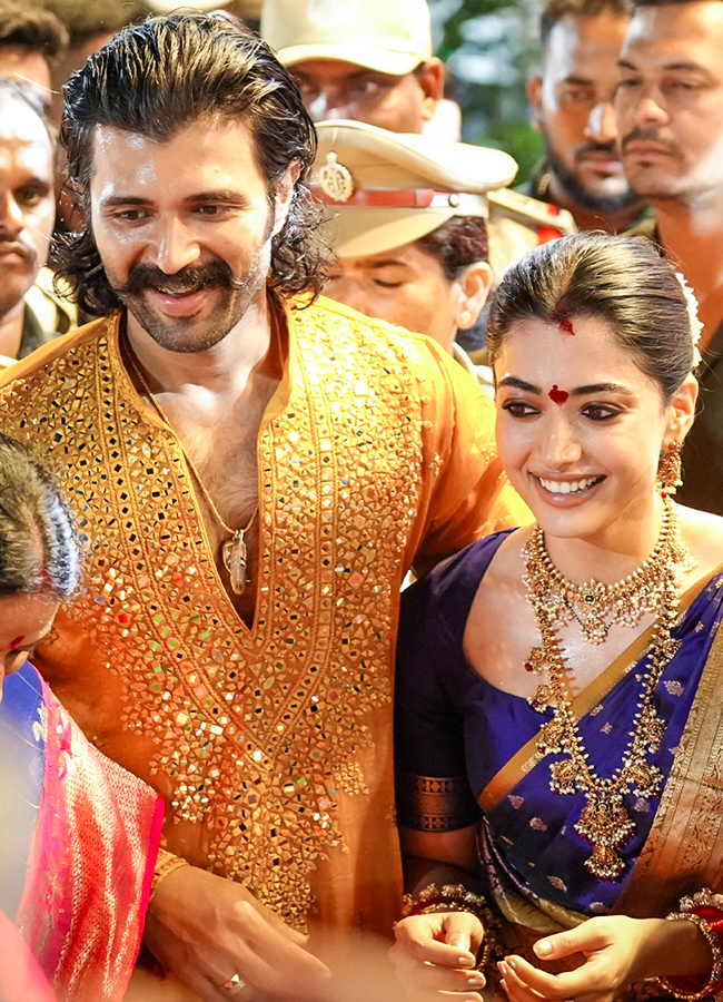 Vijay Rashmika Dasara Special Photos9