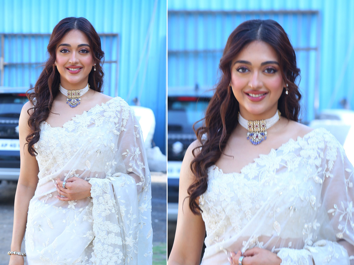 Actress Gayatri Bhardwaj Latest Photos Viral1
