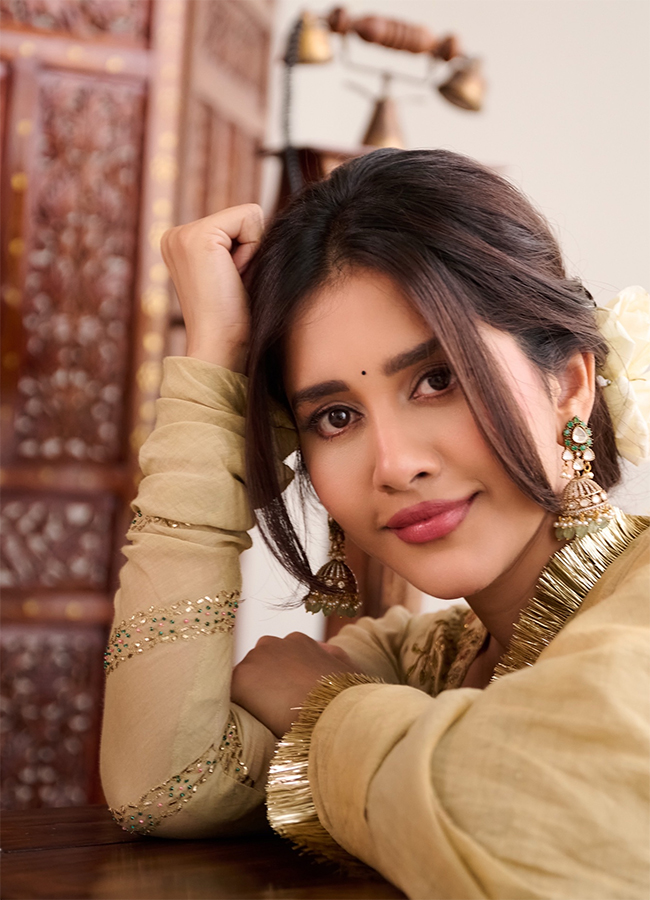 Actress Nabha Natesh Dussehra 2026 Special HD Images10