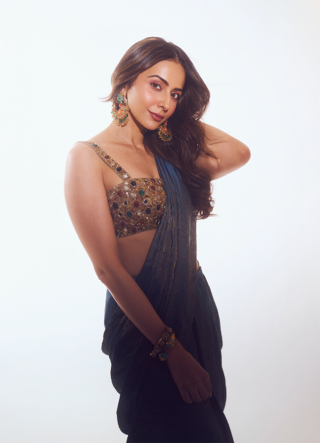 Celebrities extend Vijayadashami wishes4