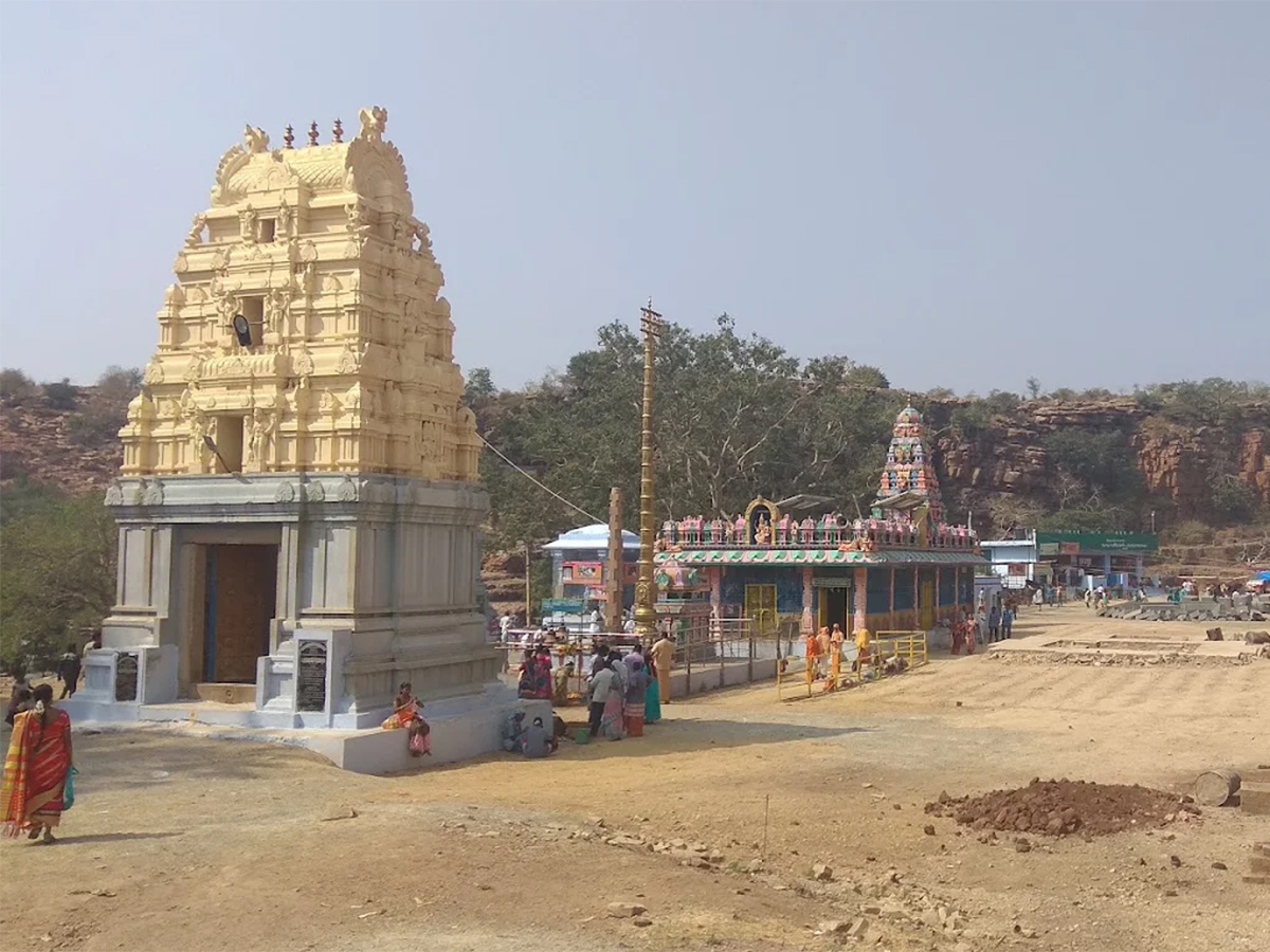 Maddileti Narasimha Swamy Temple R S Rangapuram in Kurnool District10