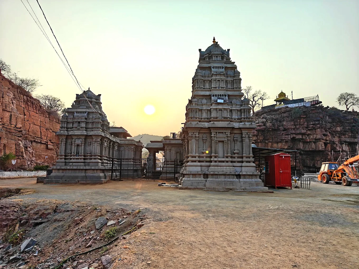 Maddileti Narasimha Swamy Temple R S Rangapuram in Kurnool District13