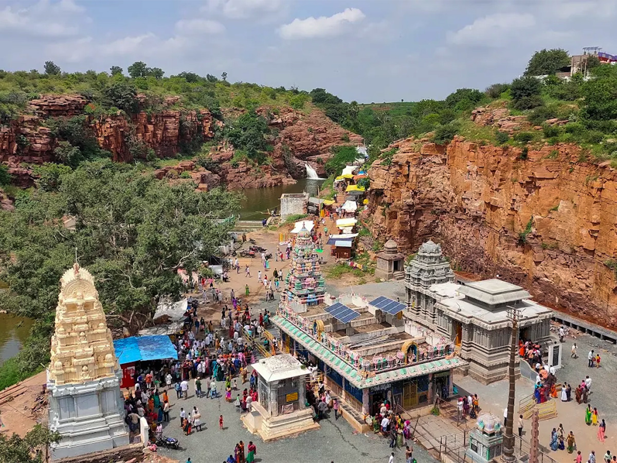 Maddileti Narasimha Swamy Temple R S Rangapuram in Kurnool District2