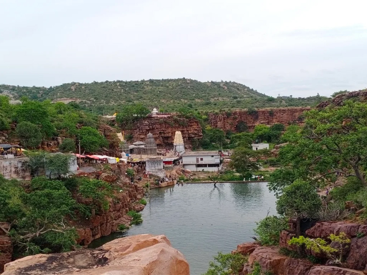Maddileti Narasimha Swamy Temple R S Rangapuram in Kurnool District3