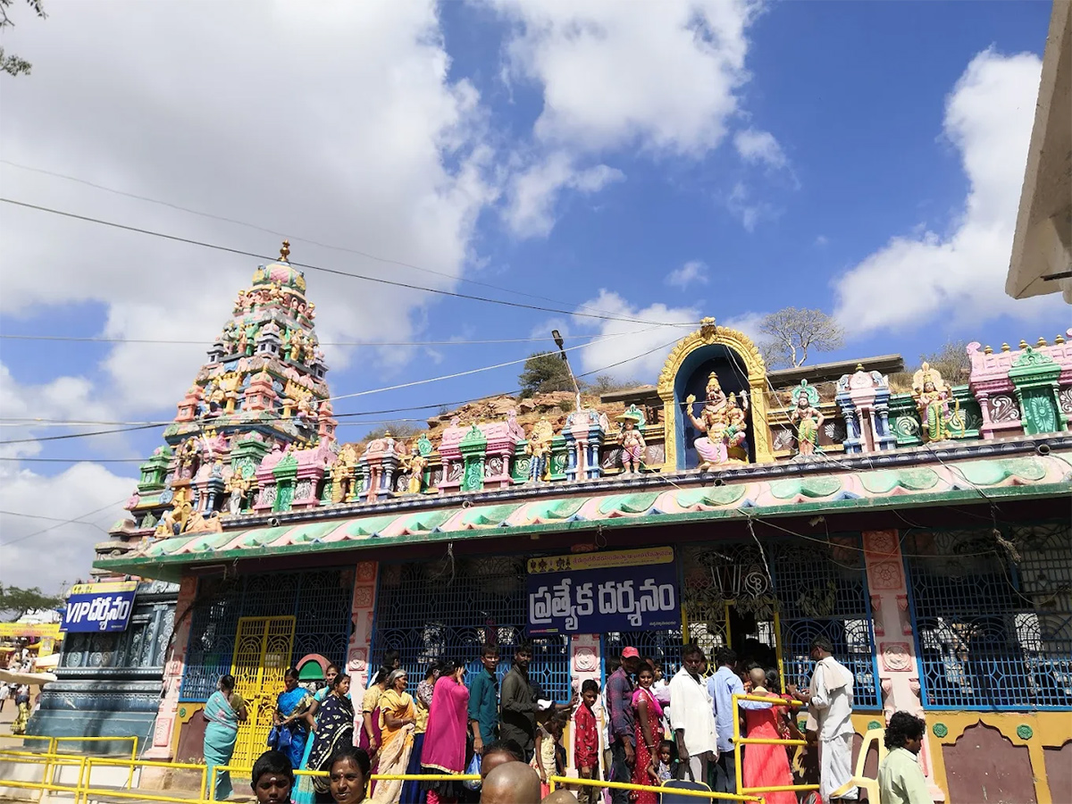 Maddileti Narasimha Swamy Temple R S Rangapuram in Kurnool District4