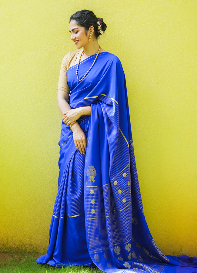 Rukmini Vasanth Stuns in a Silk Saree7