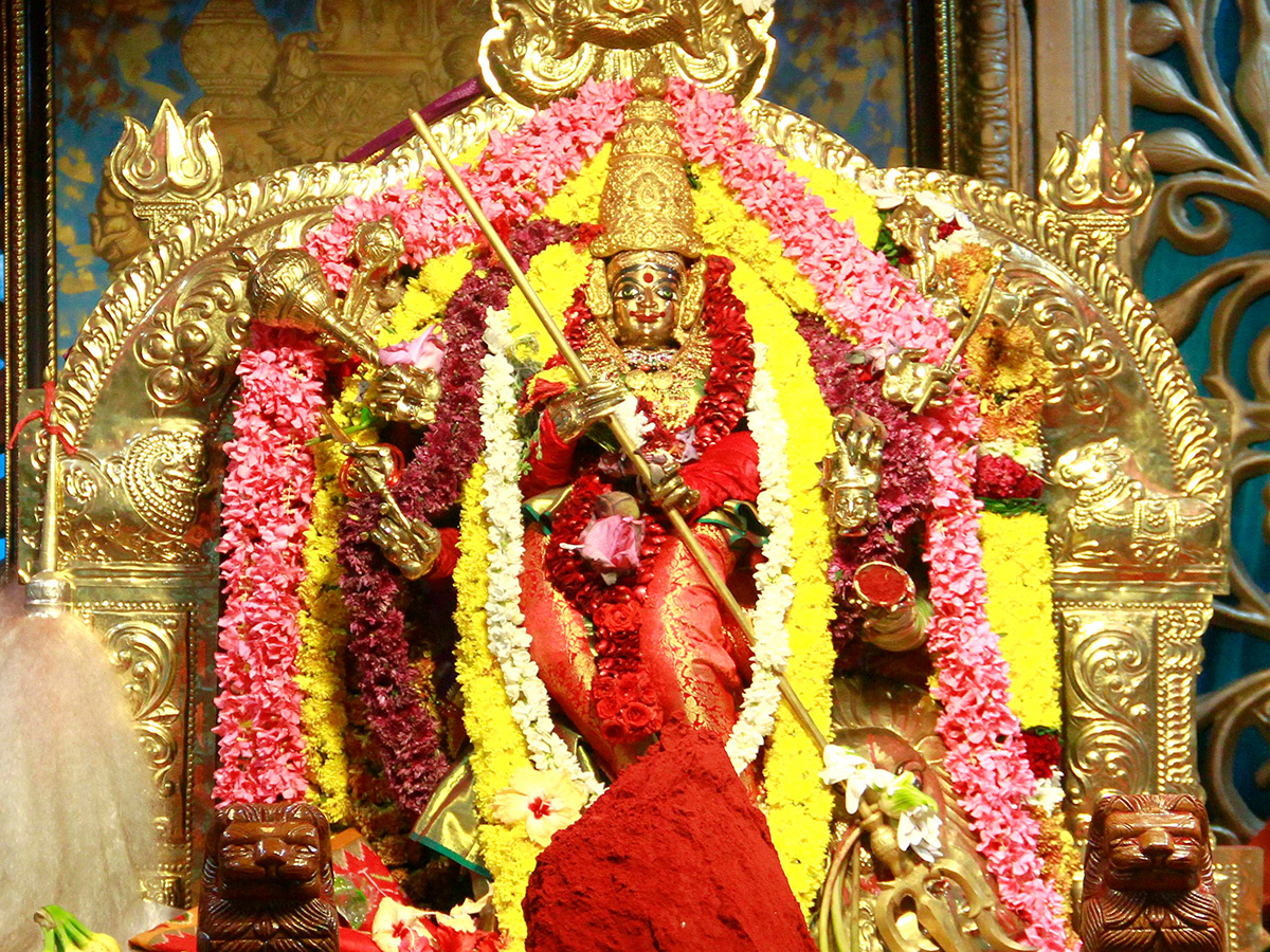 Vijayawada Kanaka Durgamma In Vijayadashami 202610