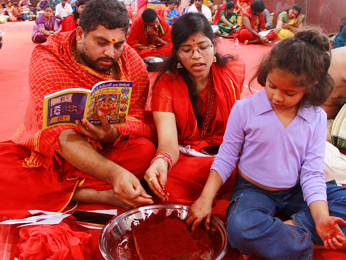 Vijayawada Kanaka Durgamma In Vijayadashami 202615