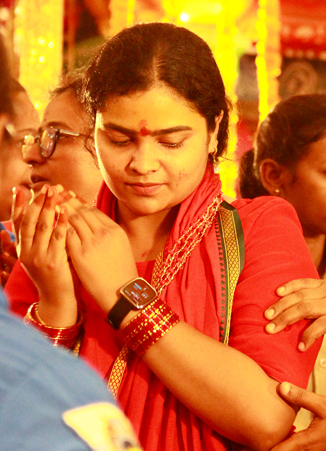 Vijayawada Kanaka Durgamma In Vijayadashami 202621