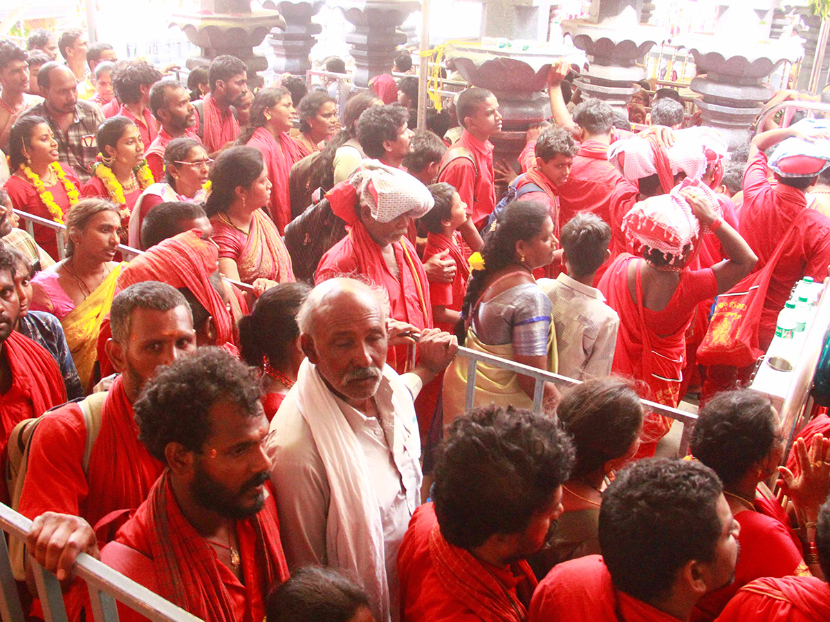 Vijayawada Kanaka Durgamma In Vijayadashami 20263