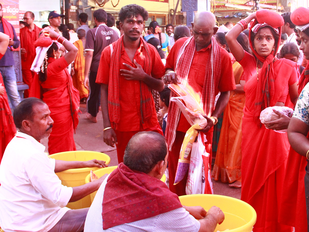Vijayawada Kanaka Durgamma In Vijayadashami 202632