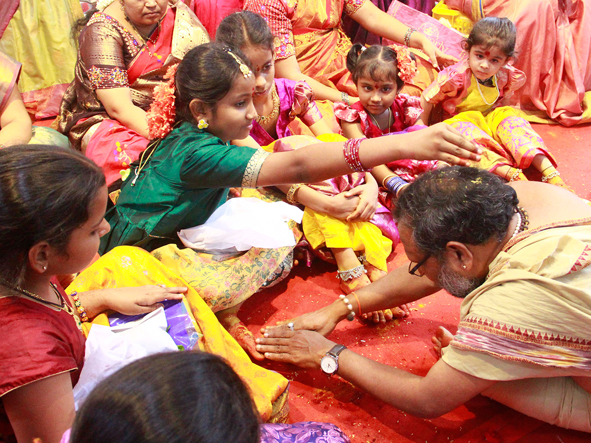 Vijayawada Kanaka Durgamma In Vijayadashami 20266