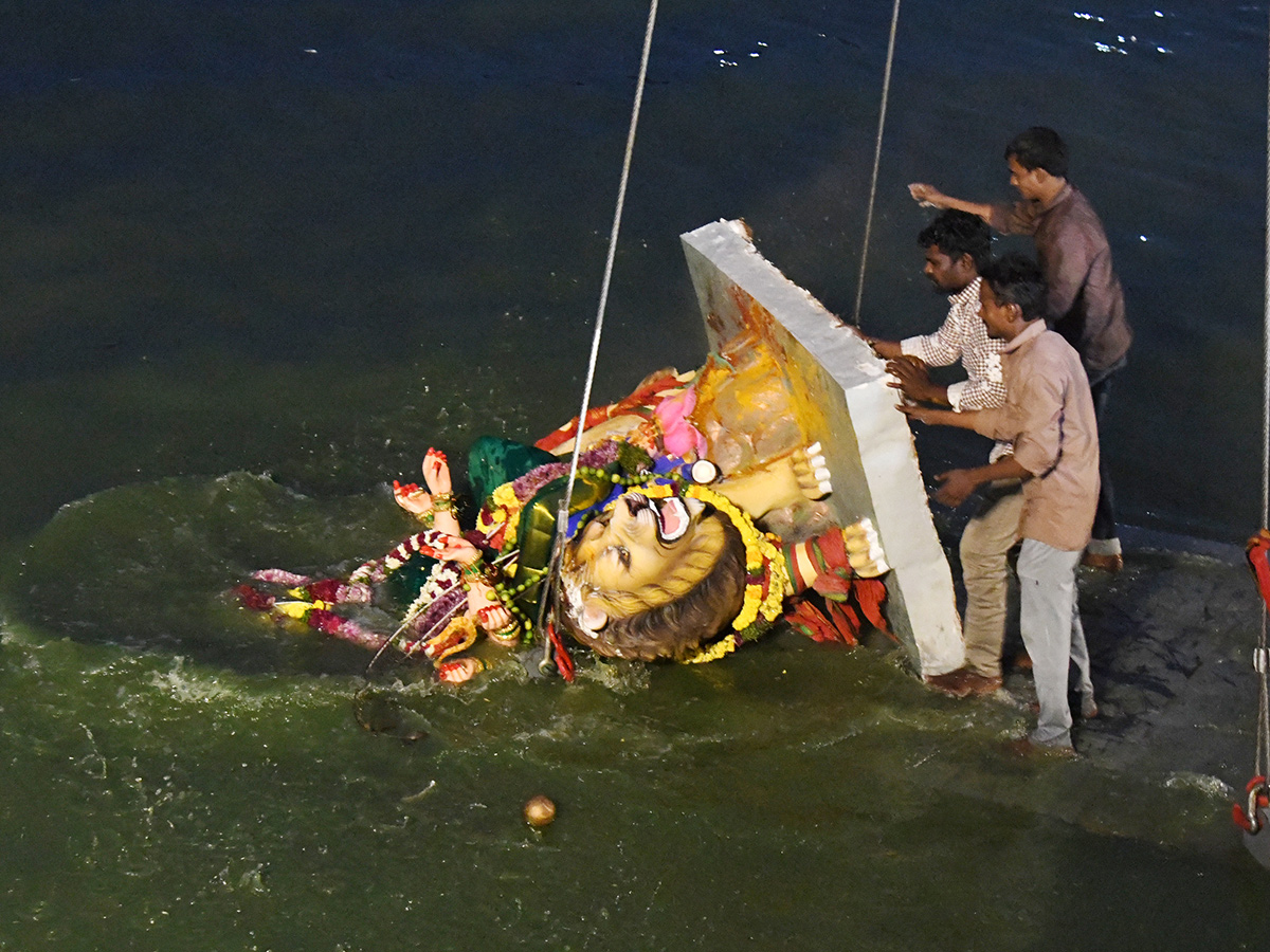 Durga Idol Immersion Begins At Tank Bund HD Photos2