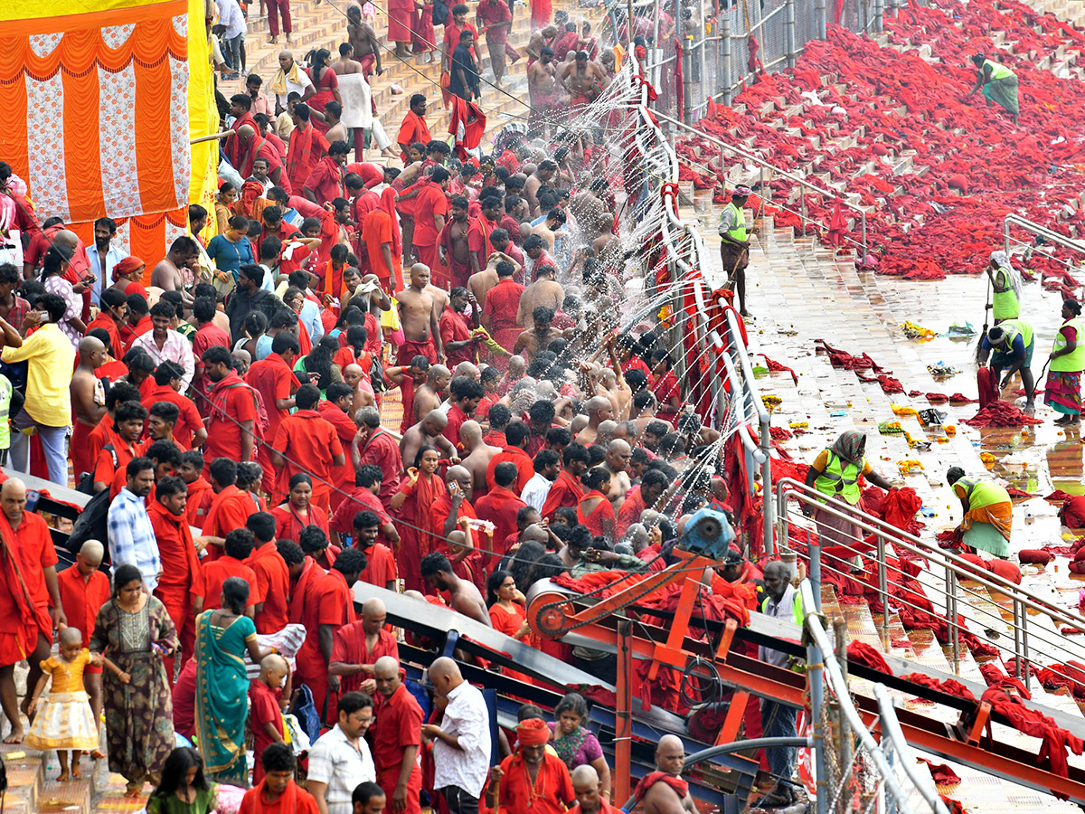 Heavy Devotees Rush : Bhavani Deeksha Viramanalu in Vijayawada18