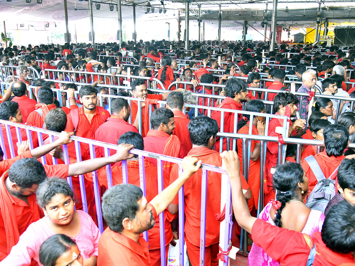 Heavy Devotees Rush : Bhavani Deeksha Viramanalu in Vijayawada30