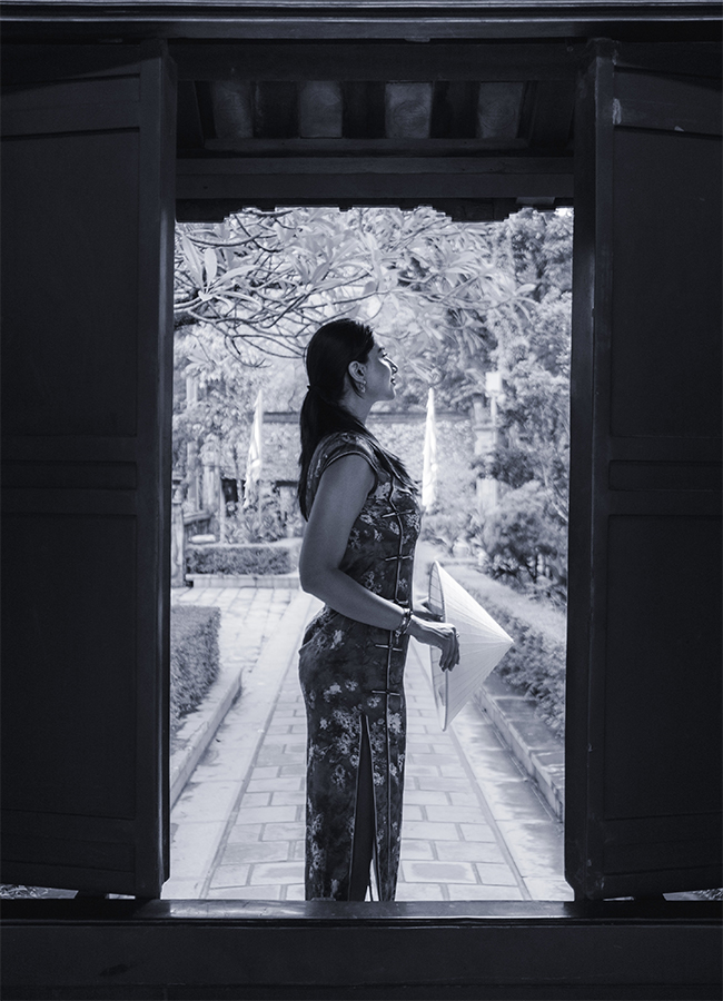 Meenakshi Chaudhary Enjoys Vietnam Trip Viral Photos14