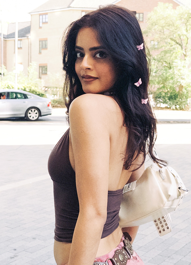 riddhi kumar latest photos7
