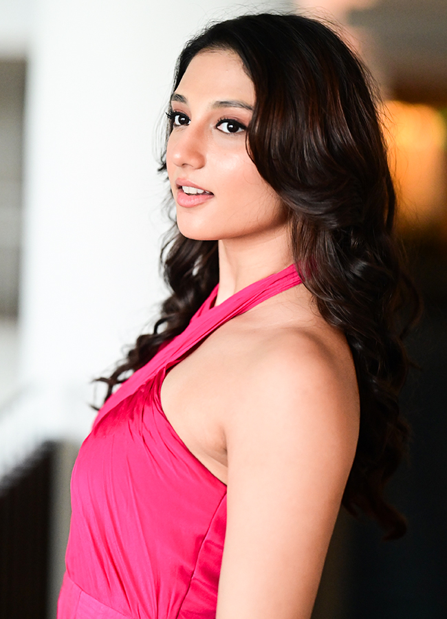 Ritika Nayak Beautiful Photos 11