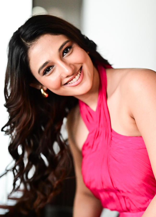 Ritika Nayak Beautiful Photos 13
