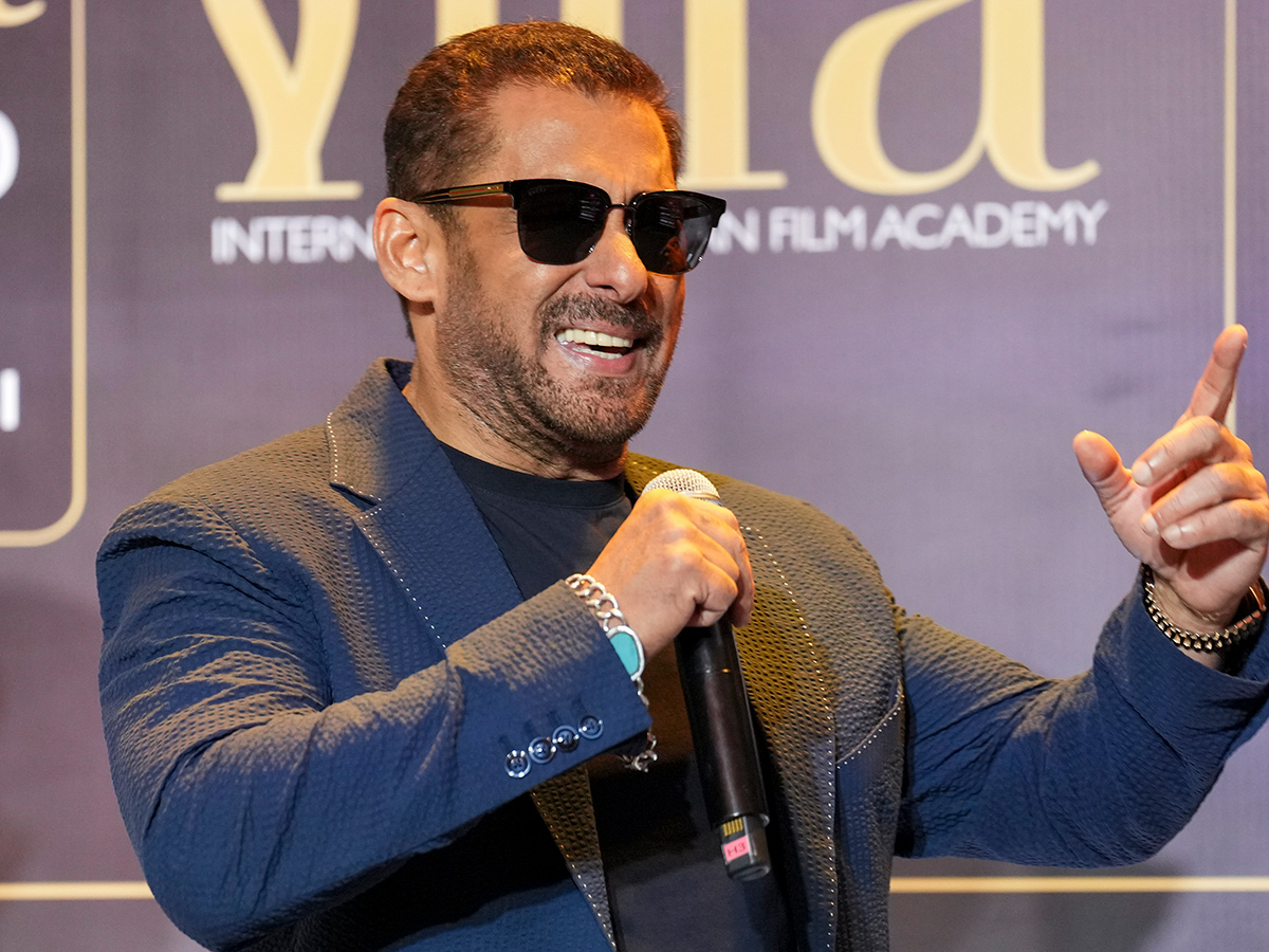 IIFA Awards Press Conference in Mumbai24