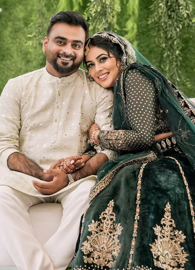 Actress Poorna and Shanid Asif Ali 4th Wedding Anniversary 4
