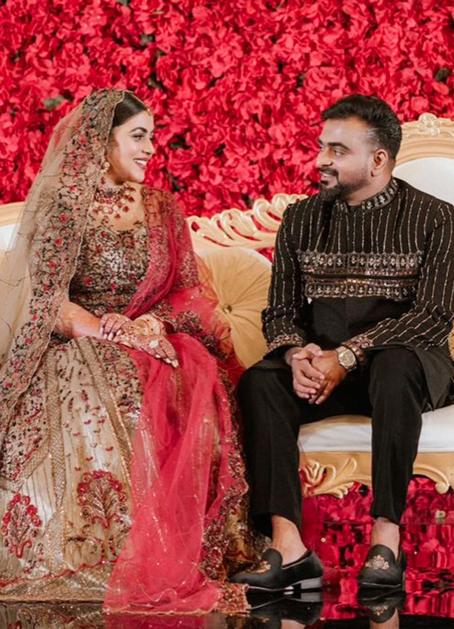 Actress Poorna and Shanid Asif Ali 4th Wedding Anniversary 6
