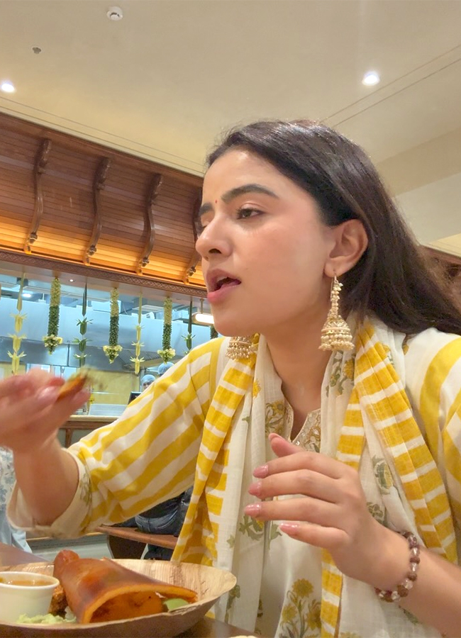 Actress Rukshar Dhillon Birthday Celebrations Viral Photos9