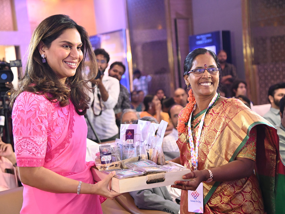 Suma Kanakala Festival Of Joy 5th Anniversary Event Photos18