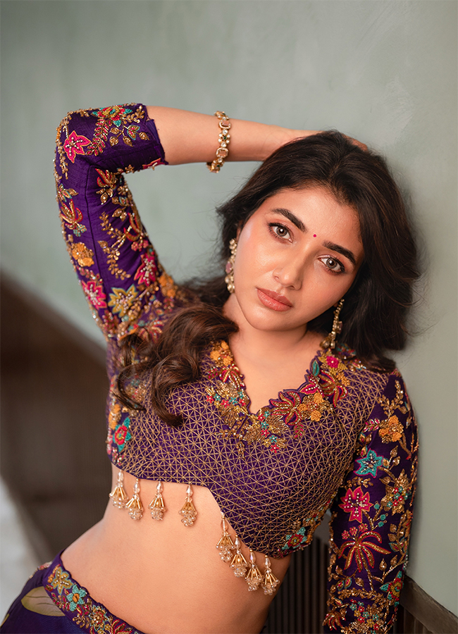 Actress Mirna Menon In Jailer 2 Viral Photos3