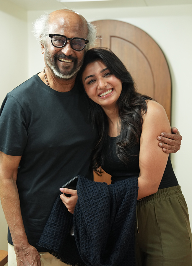 Actress Mirna Menon In Jailer 2 Viral Photos8