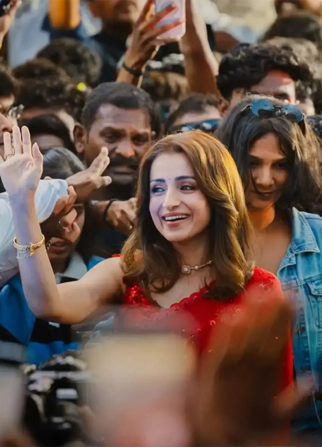 Actress Trisha Krishnan Visited Coimbatore Viral Photos7
