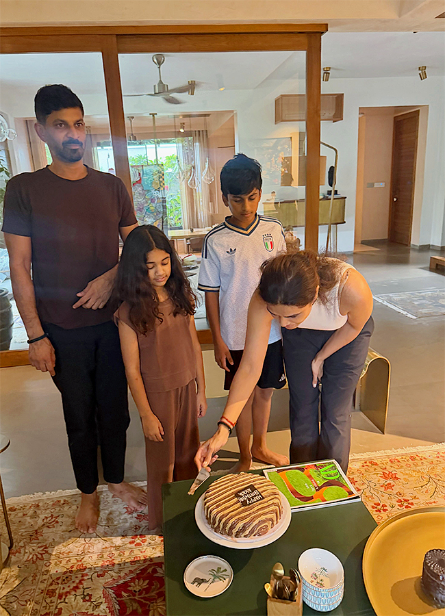 Allu Sneha Reddy Friends Birthday Celebrations8