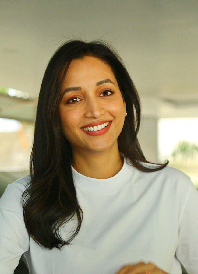 Actress Srinidhi Shetty In Aadarsha Kutumbam Movie19