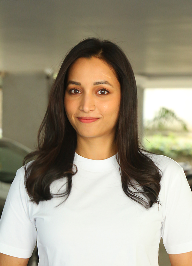 Actress Srinidhi Shetty In Aadarsha Kutumbam Movie20
