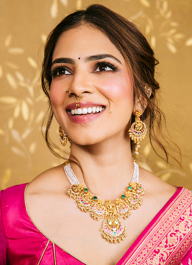 Malavika Mohanan Stuns in Red Dress13