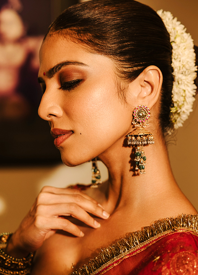 Malavika Mohanan Stuns in Red Dress7