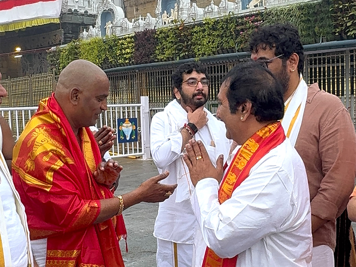 Singer Mano Visited Tirumala Venkateswara Temple10